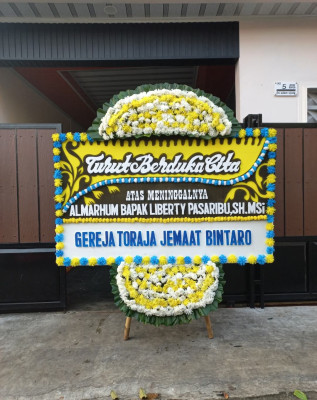 Papan Bunga Duka di Sigi